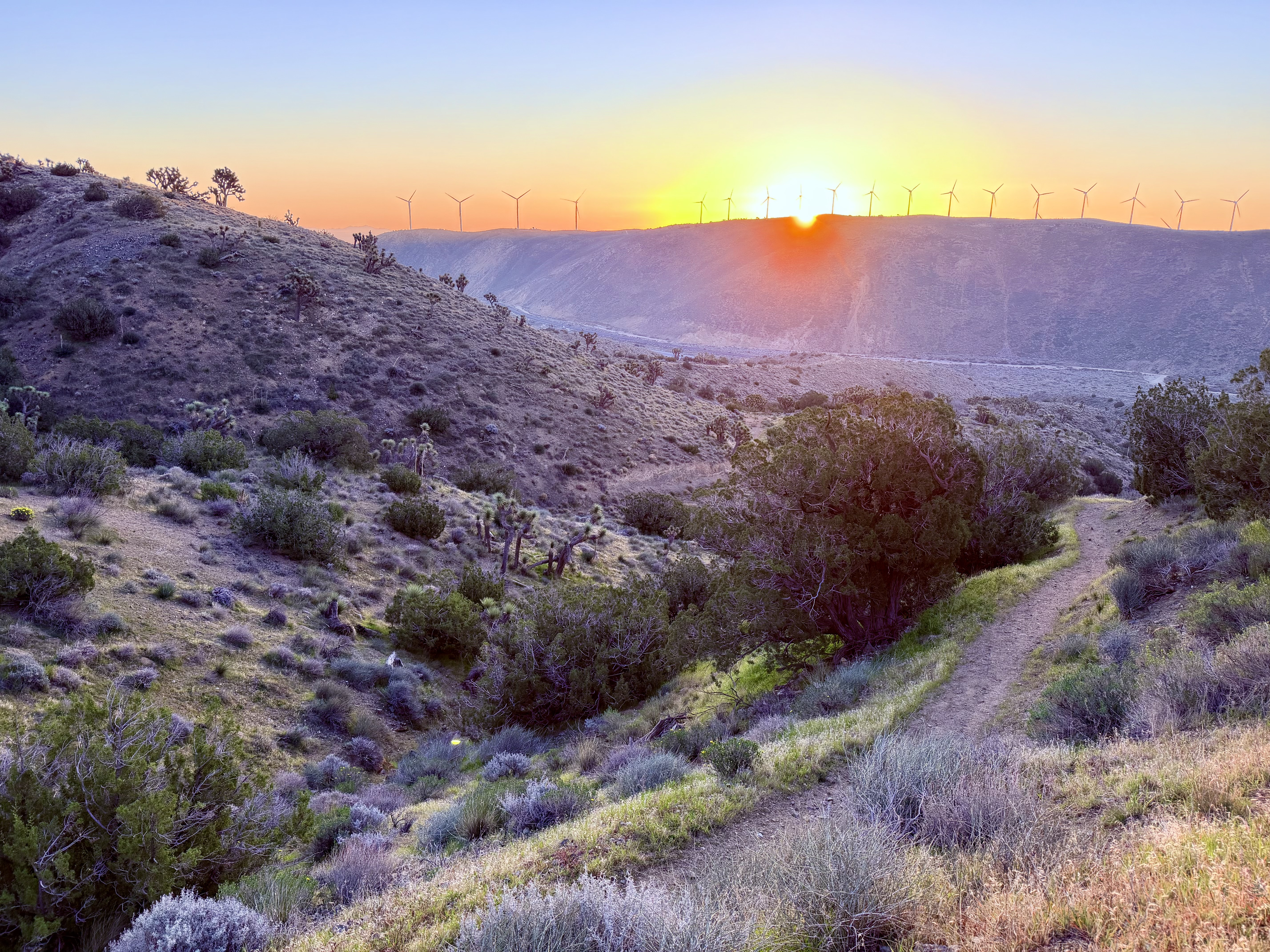 Sun is coming out as I am ascending above Tehachapi Pass